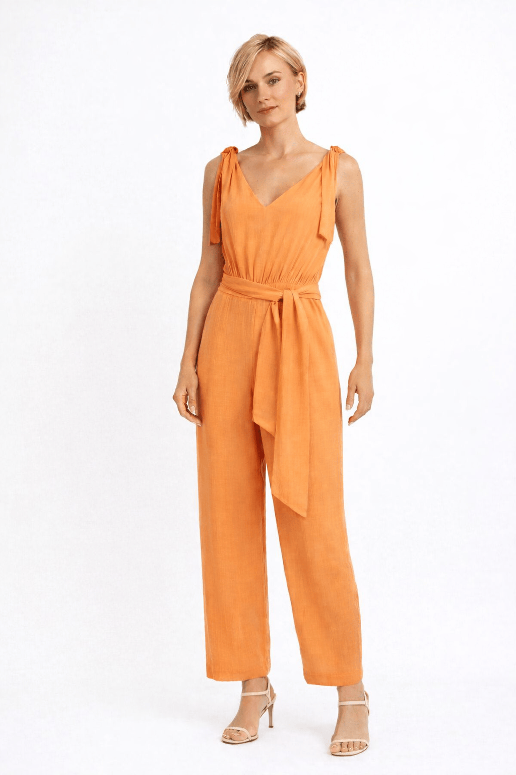 MOB - Macacão Decote V Alça Amarração Laranja