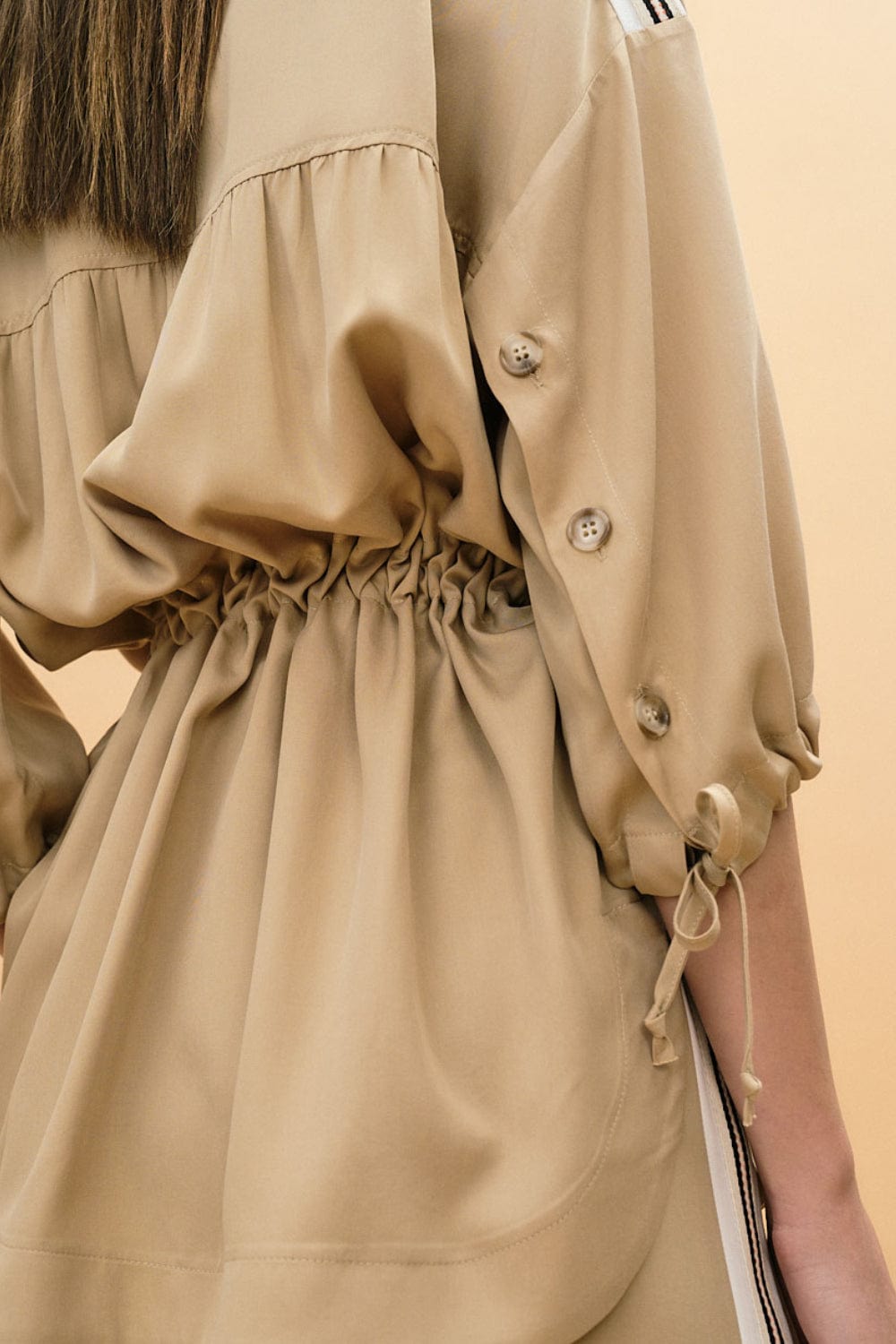 Eight - Blazer Botões e Bolsos Bege