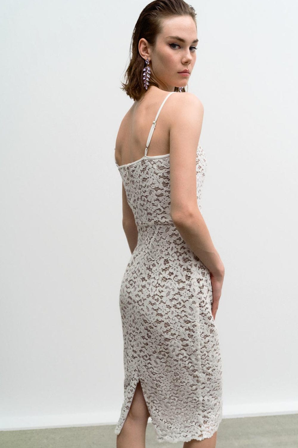 Access - Vestido Curto Alça Fina Renda Off White