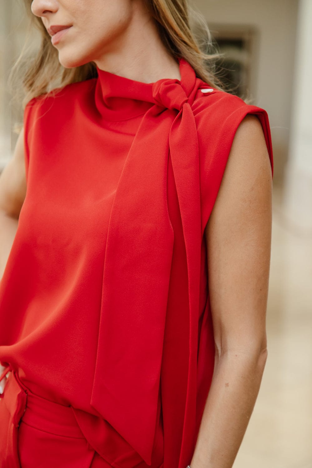 Viviane Furrier - Blusa sem Manga Gola Echarpe Traction Vermelho