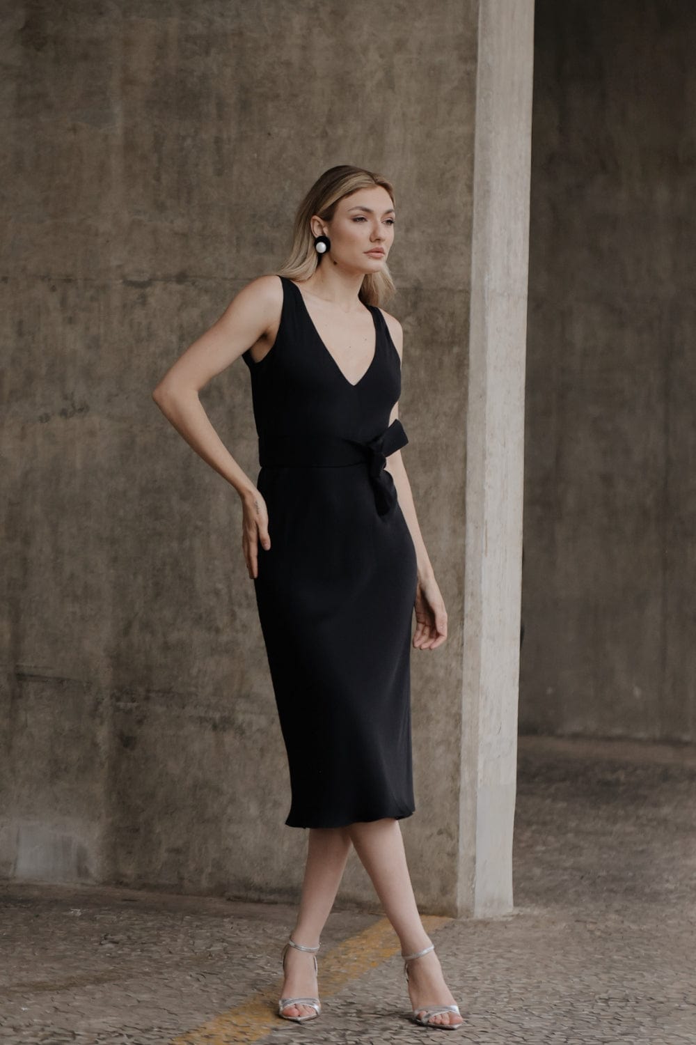 Glória Coelho - Vestido Midi Crepe Patou Decote V Frente e Costas Preto New