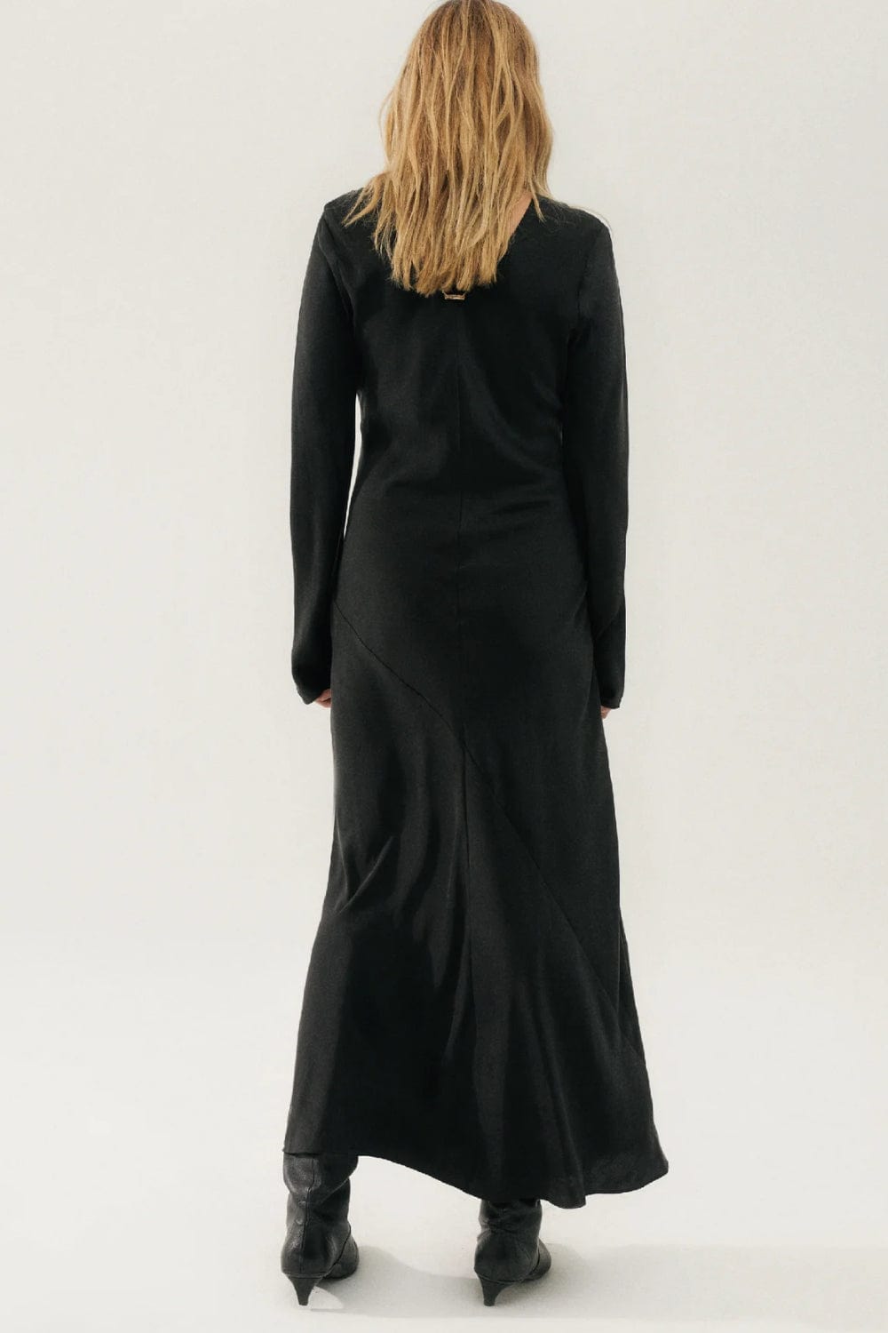 Silk Laundry - Vestido Longo Seda Manga Longa Preto