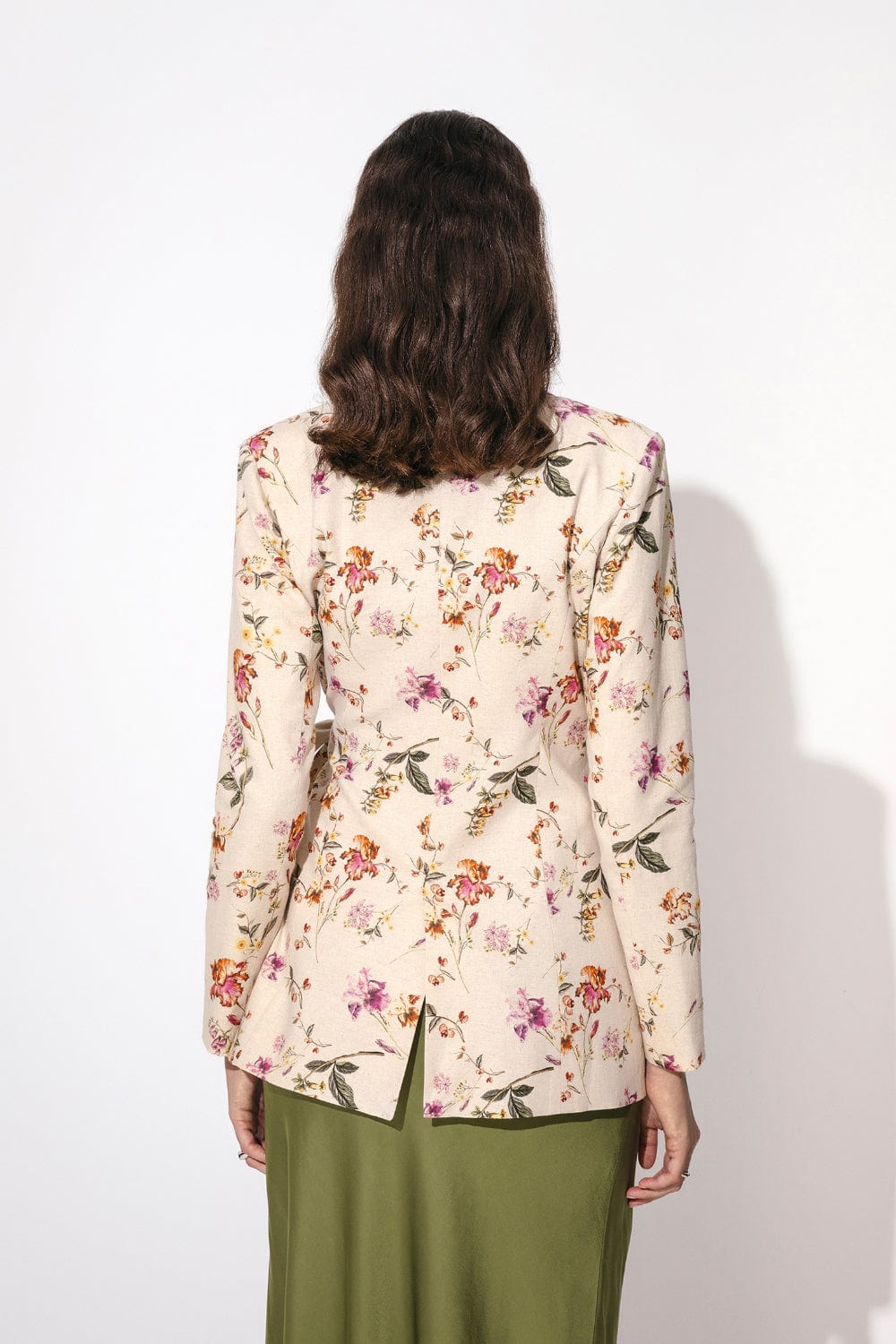 By Malina - Blazer Amaração Lateral Floral