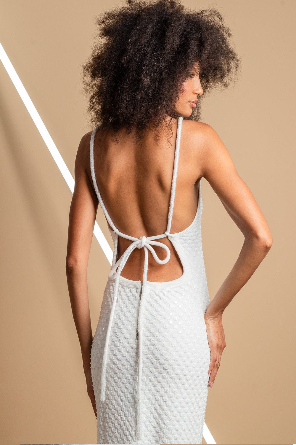 Coven - Vestido Midi Poá Paetês Branco