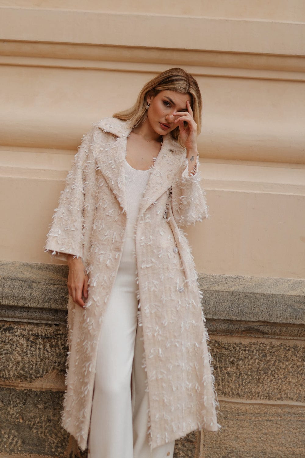 Edward Achour Paris - Sobretudo Tweed Bege Botões Swarovski