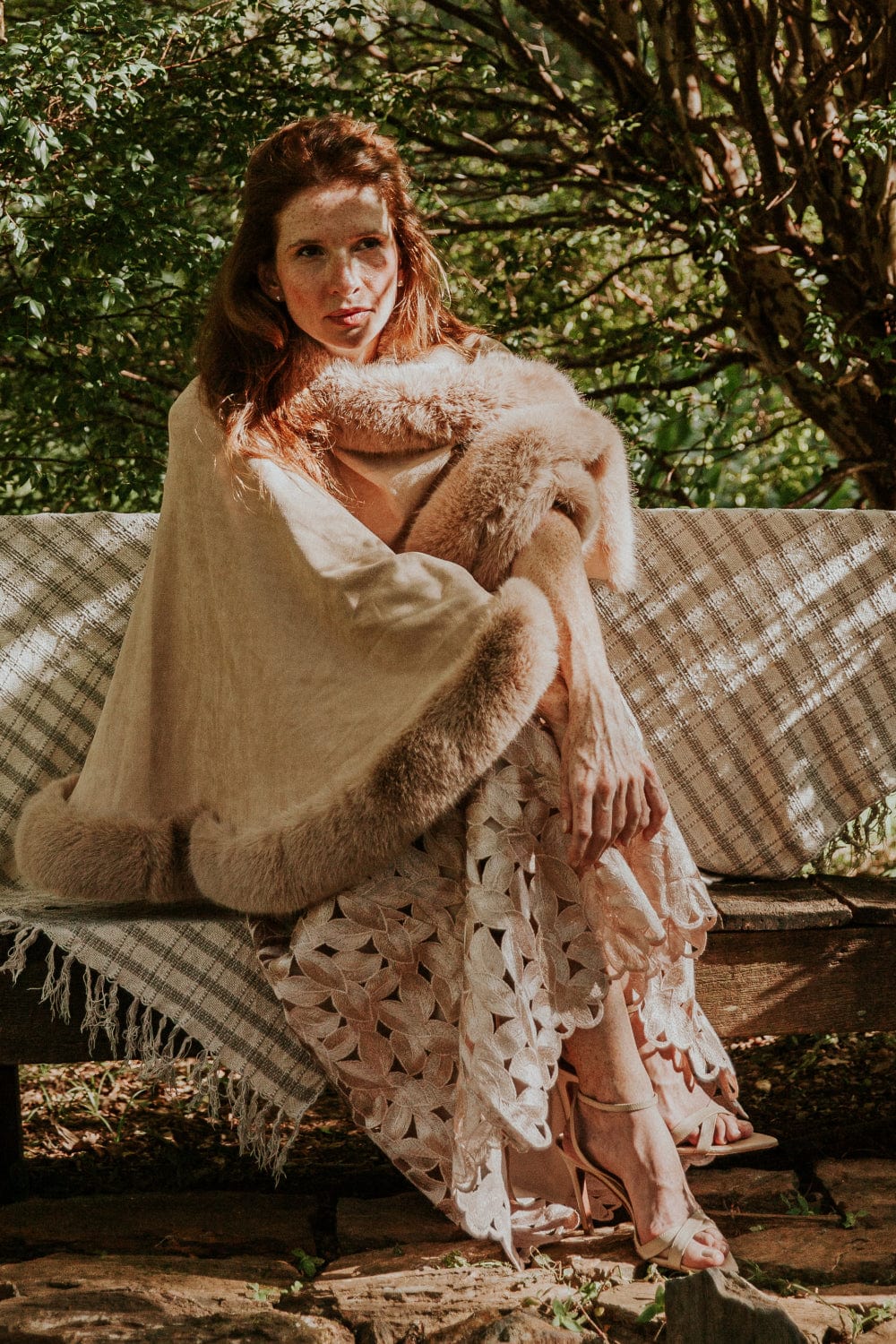 Alex Max - Poncho Sintético Fendi