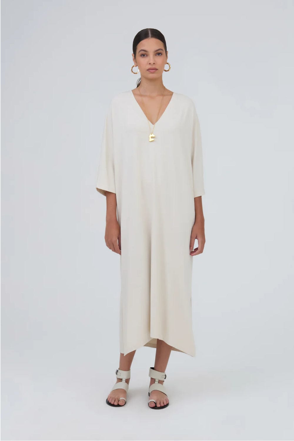 Viviane Furrier - Vestido Midi Manga Curta em Malha Ninive Off White