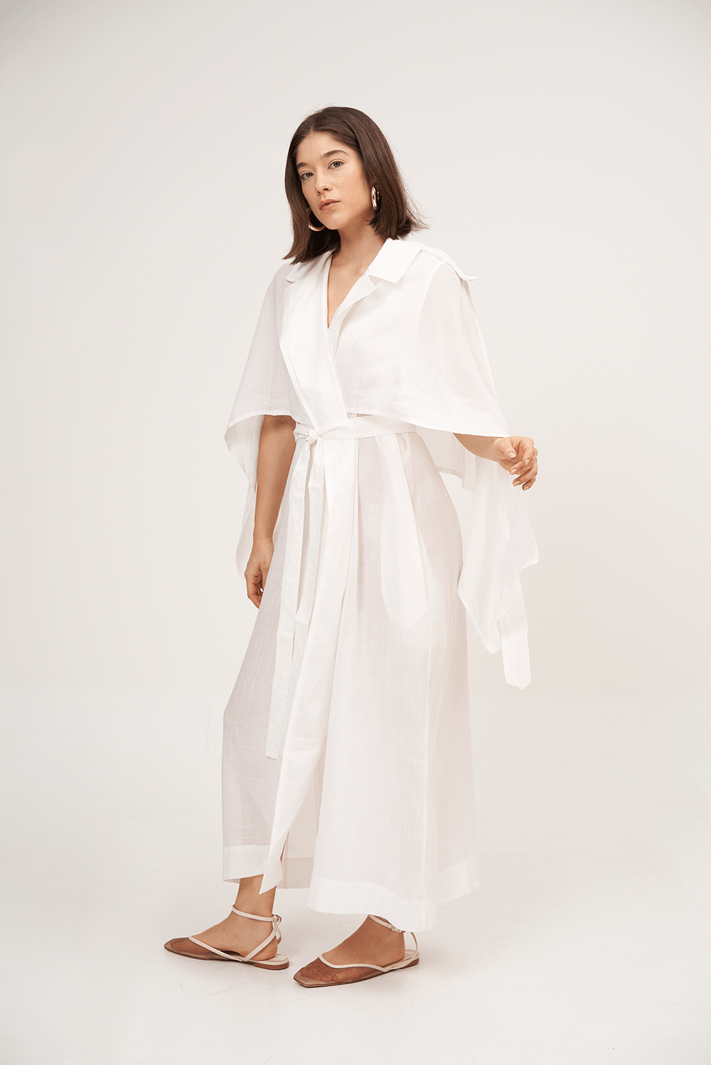 Coven - Casaco Midi Manga 3/4 Sobreposta em Rami Branco