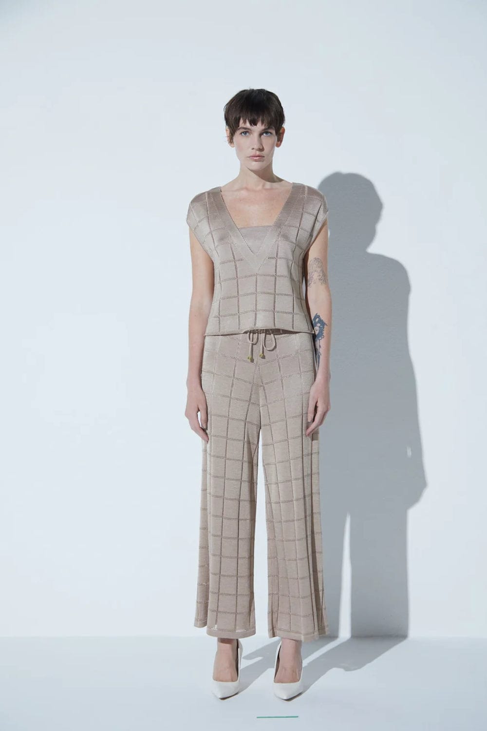 Viviane Furrier - Calça Reta em Tricot Quadros Sisal