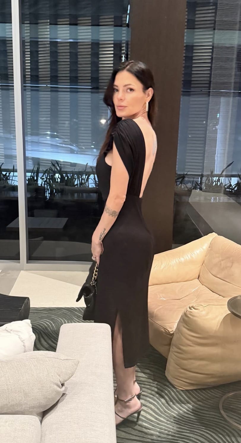 L'Cecci - Vestido Midi Assimétrico Preto