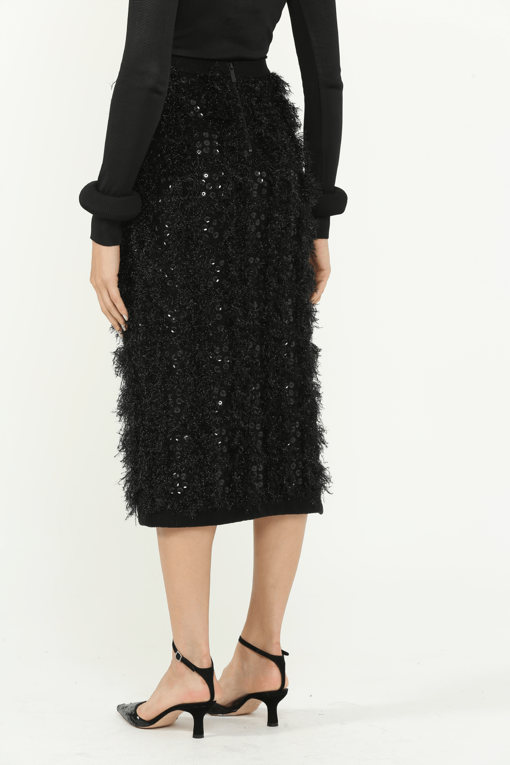 Coven - Saia Midi Tricot Franjado e Bordado Preto