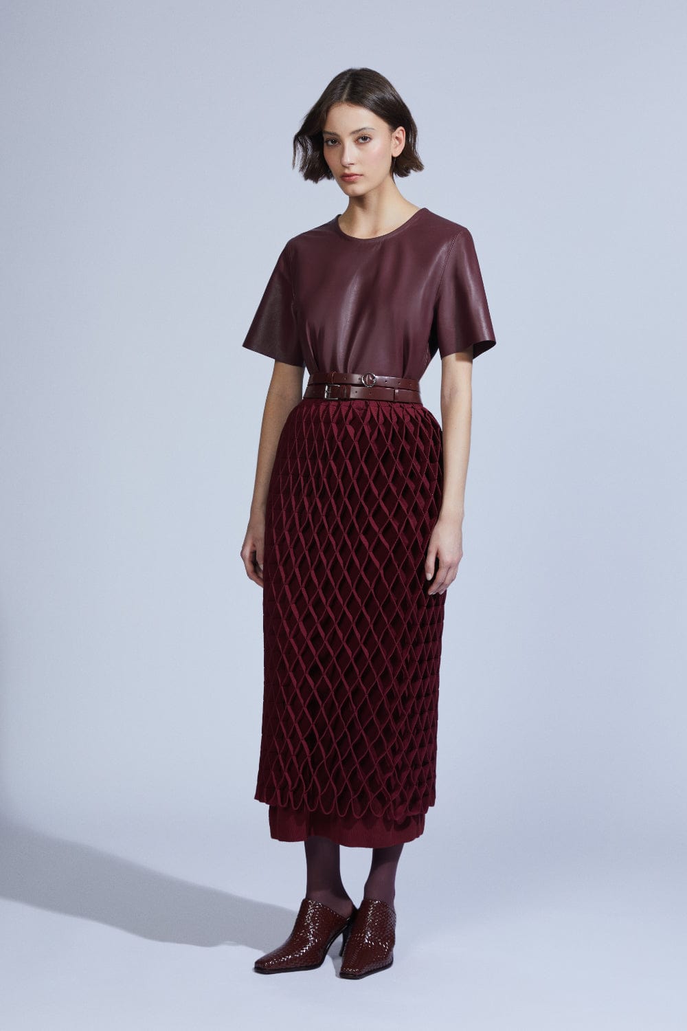 Coven - Blusa Manga Curta de Couro Vinho