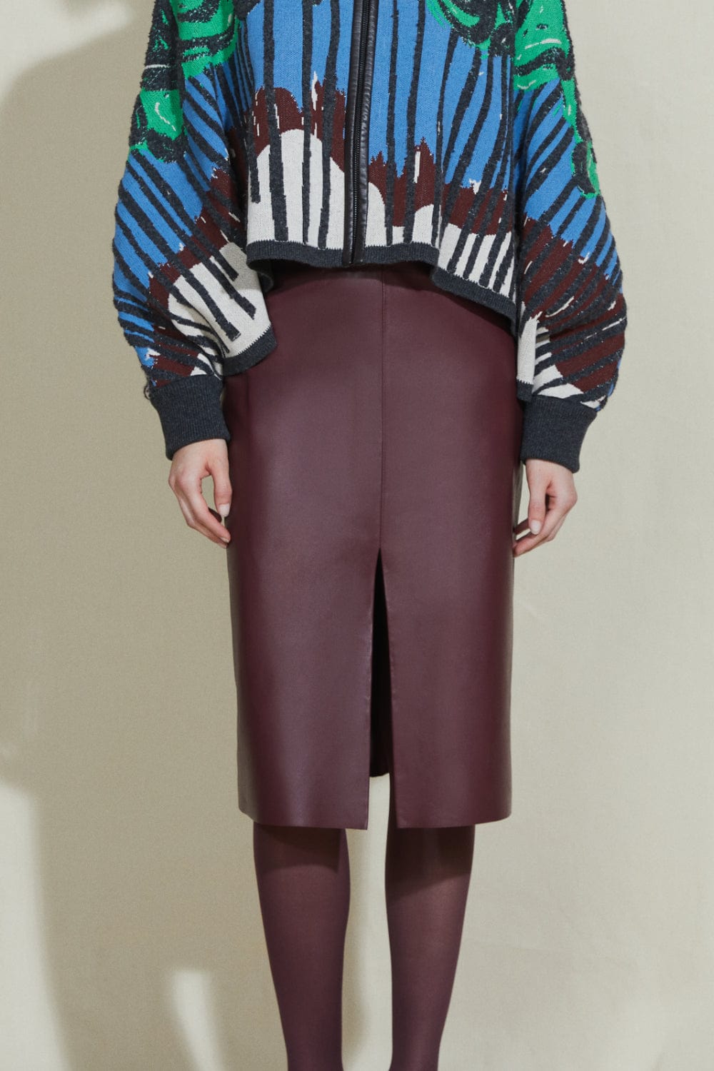 Coven - Saia Midi em Couro Vinho