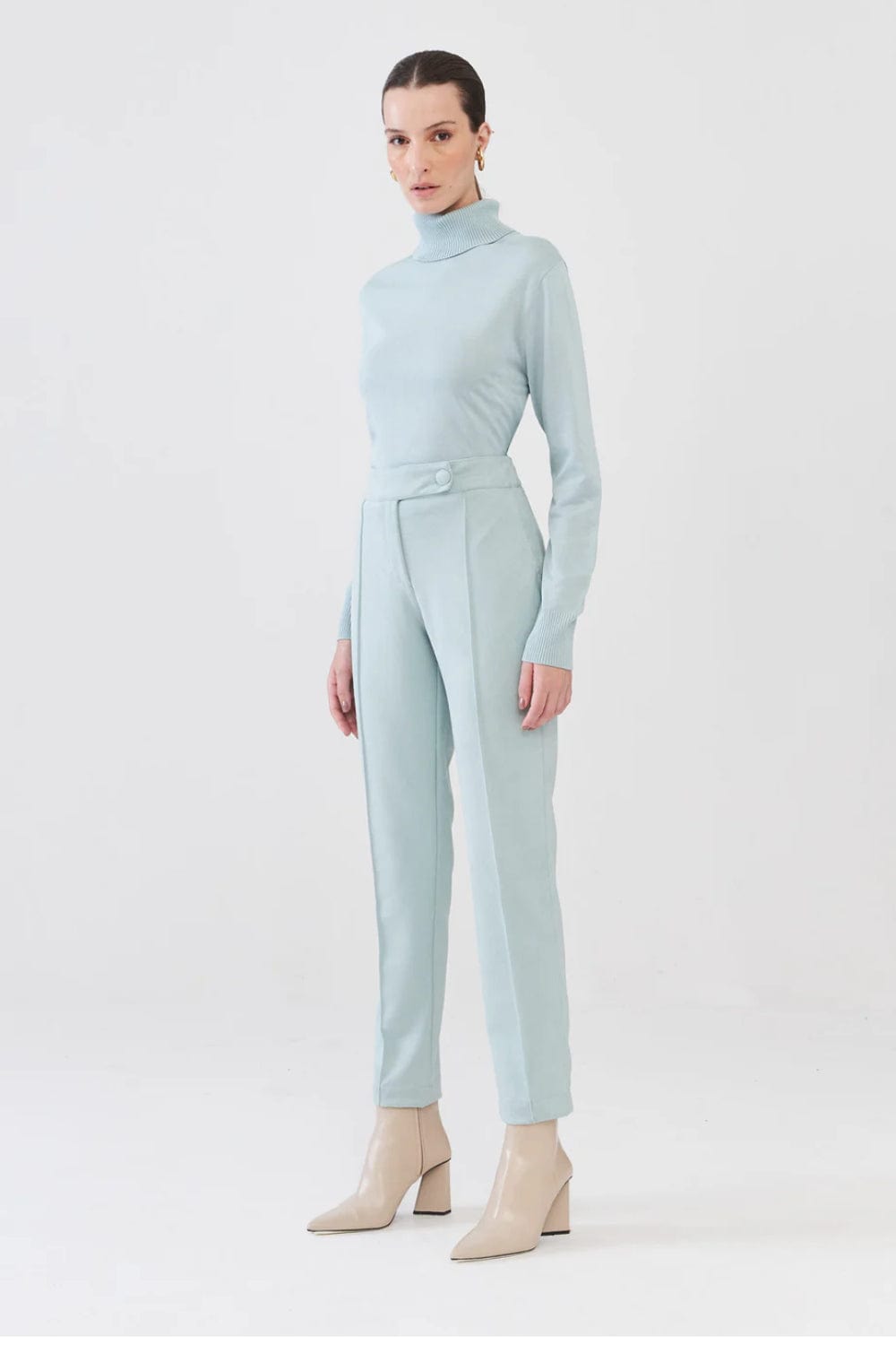 Viviane Furrier - Calça Reta com Nervuras em Malha Verde Claro