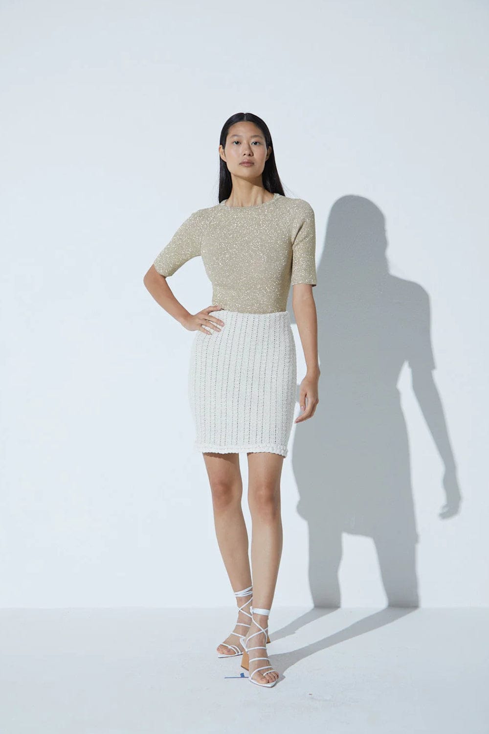 Viviane Furrier - Blusa Manga Curta Slim Lurex Ouro