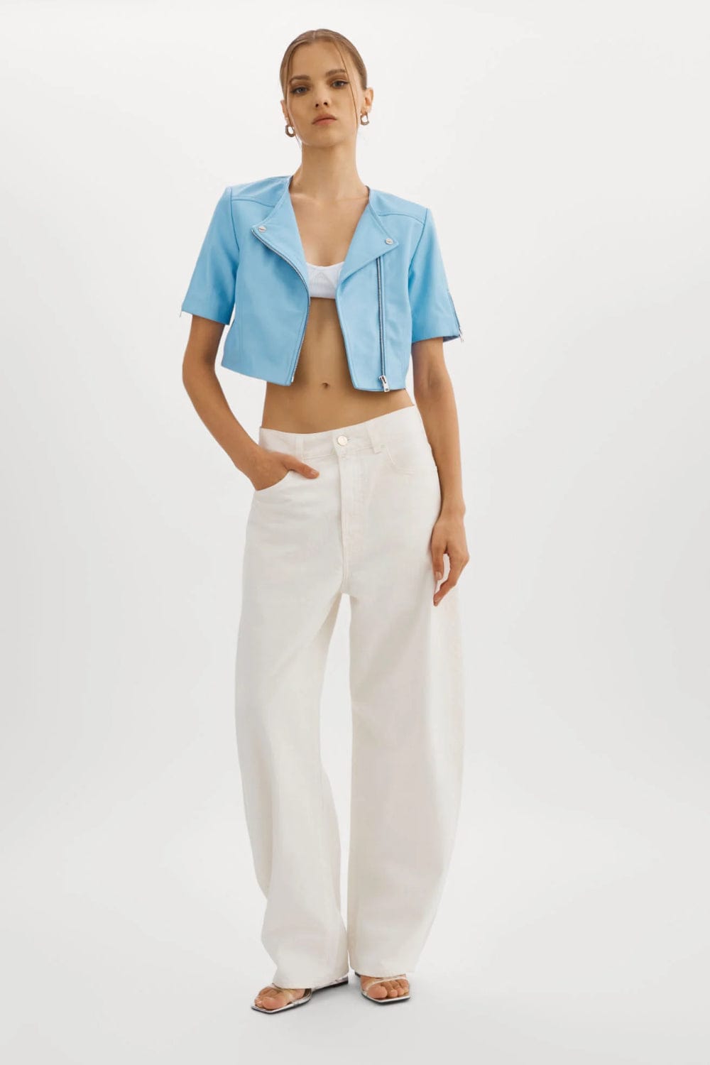 Lamarque - Jaqueta Cropped Manga Curta Couro Kirsi Azul Claro