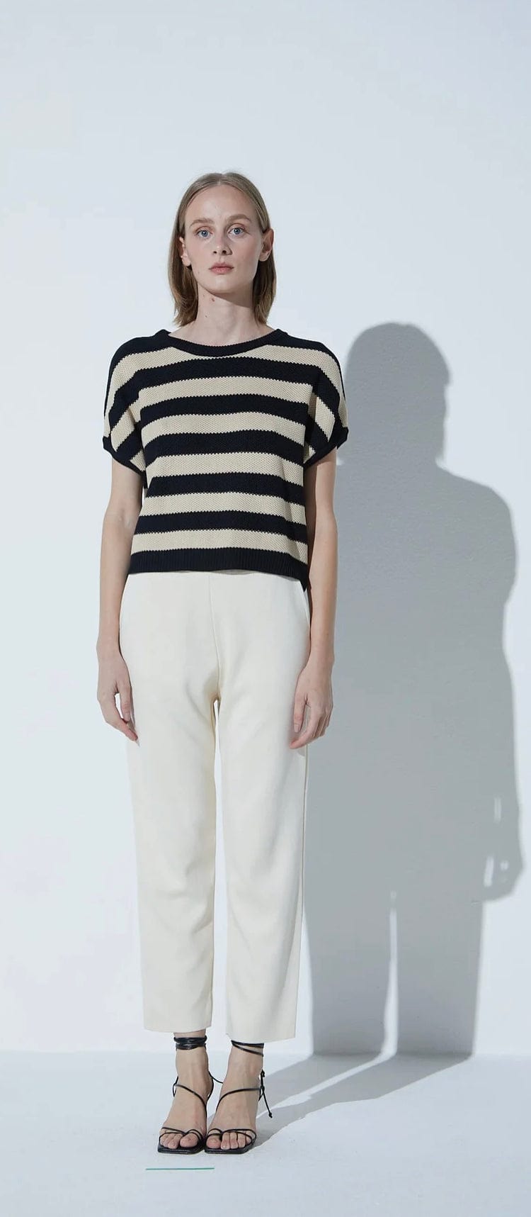 Viviane Furrier - Blusa Manga Curta Ampla Listrada