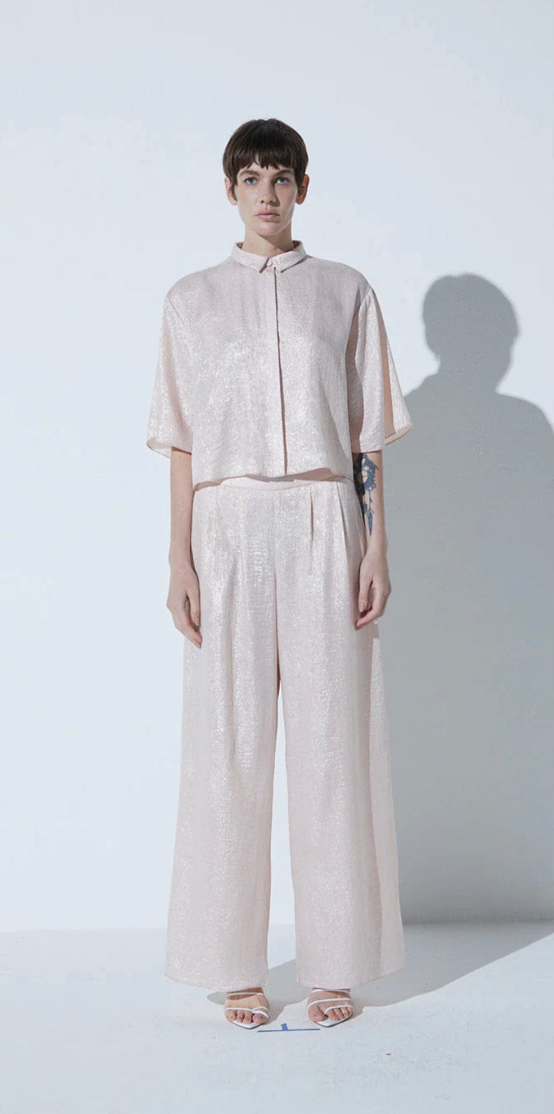 Viviane Furrier - Calça Pantalona Lamê Rosa