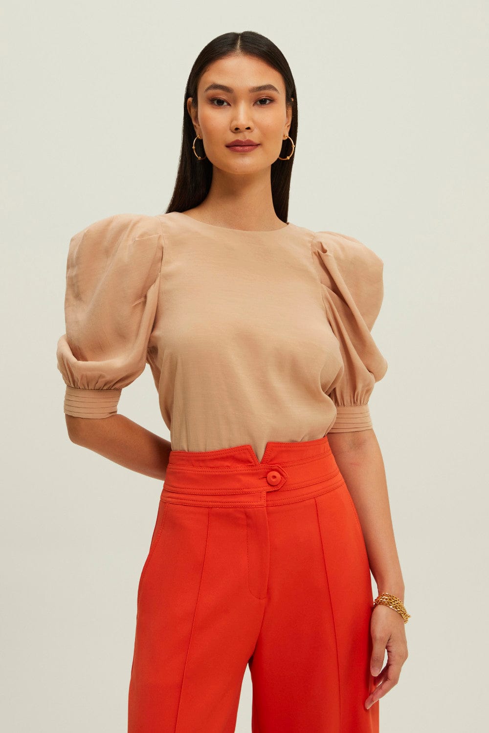 Karmani - Blusa Manga Curta Bufante Bege