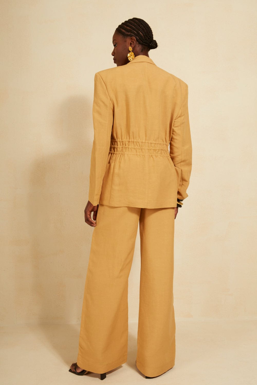 L'Cecci - Calça Alfaiataria Viscolinho Bege