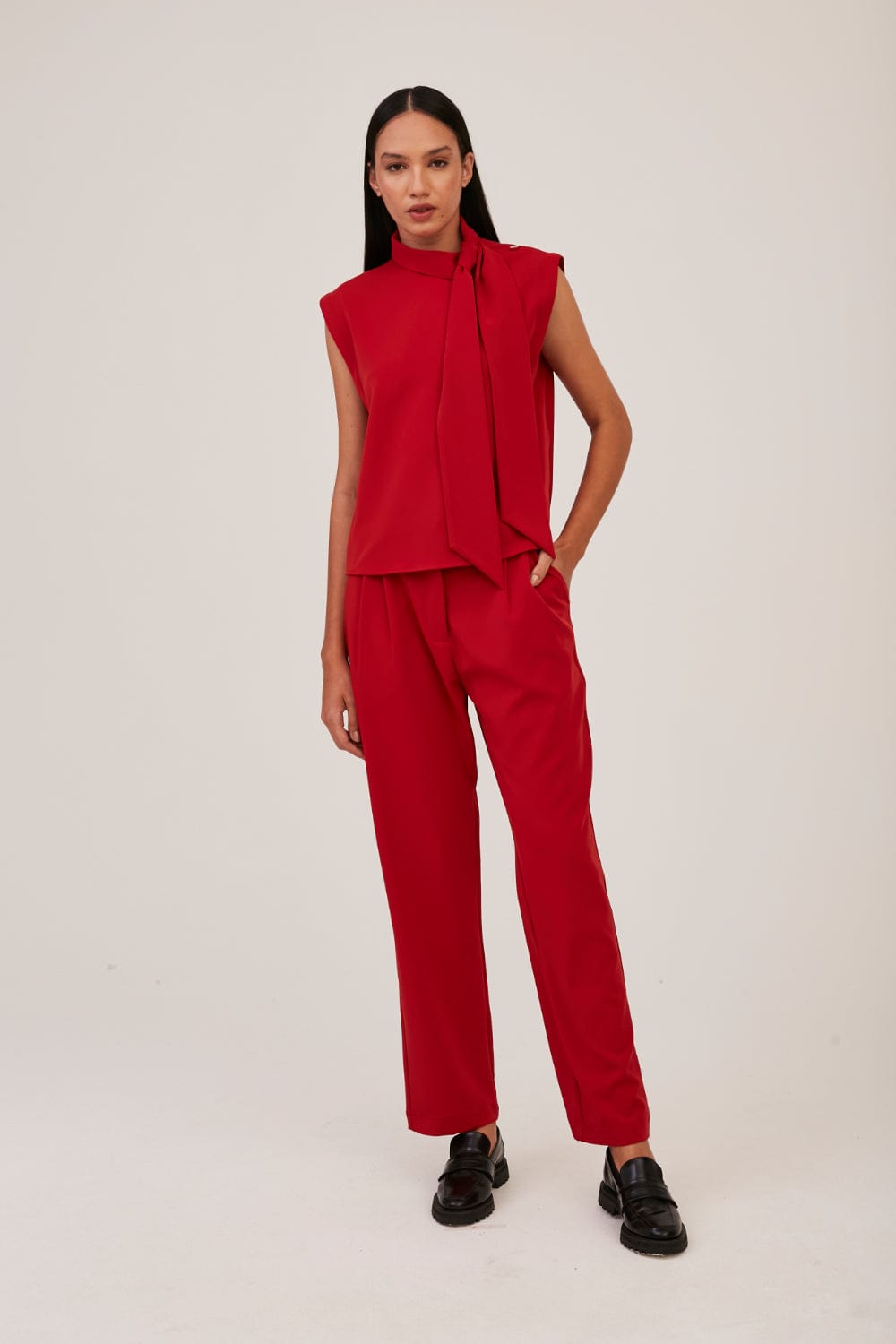 Viviane Furrier - Blusa sem Manga Gola Echarpe Traction Vermelho