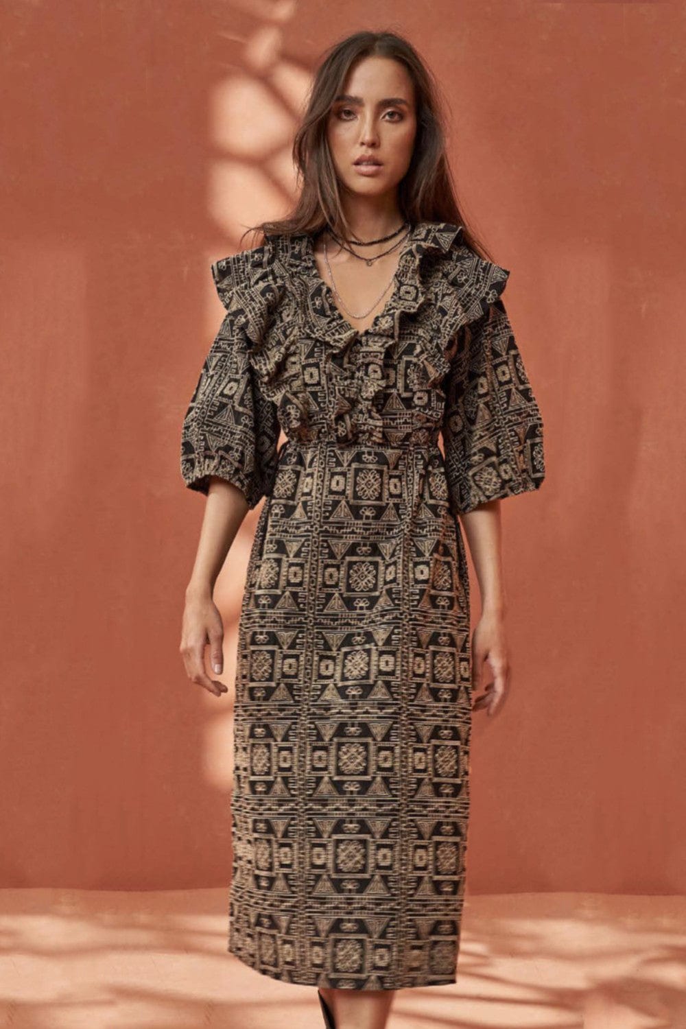 L'Cecci - Vestido Midi Manga 3/4 Bordado