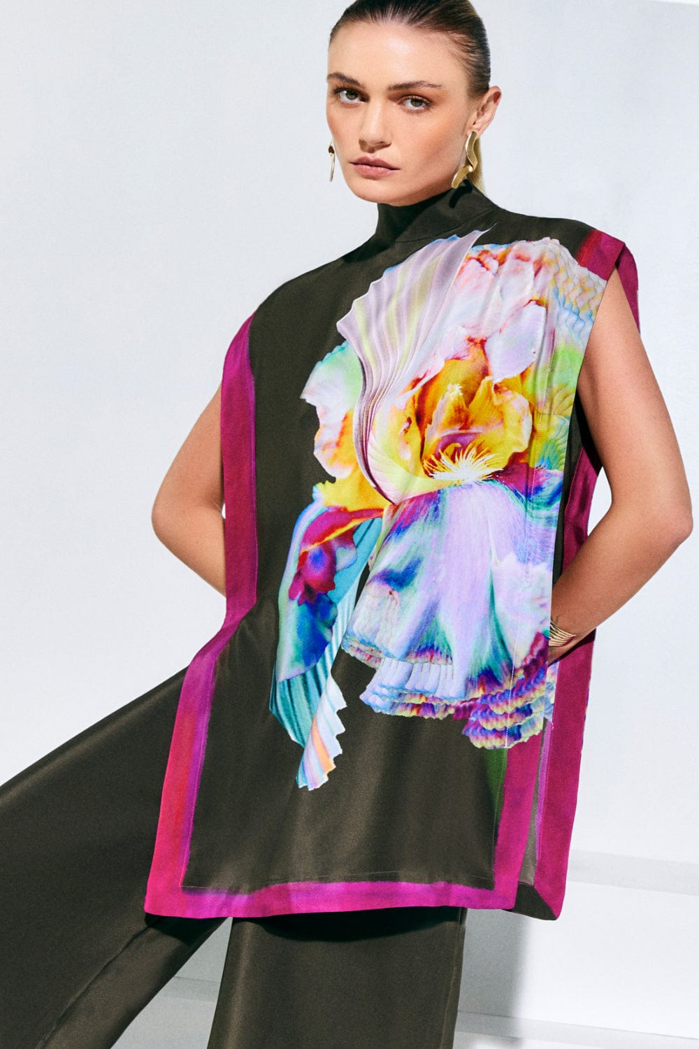 Lenny Niemeyer - Blusa sem Manga Gola Alta Seda Opal