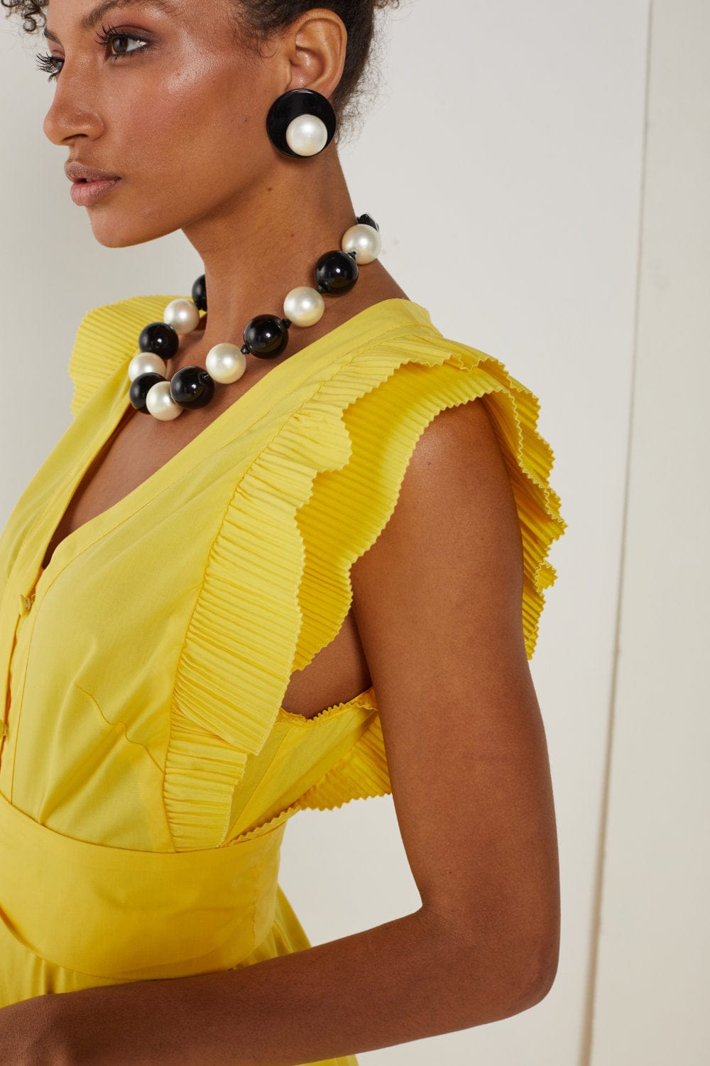 Angela Caputti - Brinco Redondo de Pressão