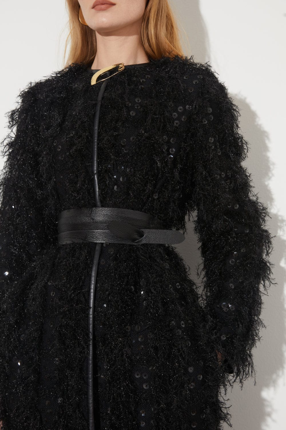 Coven - Sobretudo 3/4 Tricot Franjado e Bordado Preto