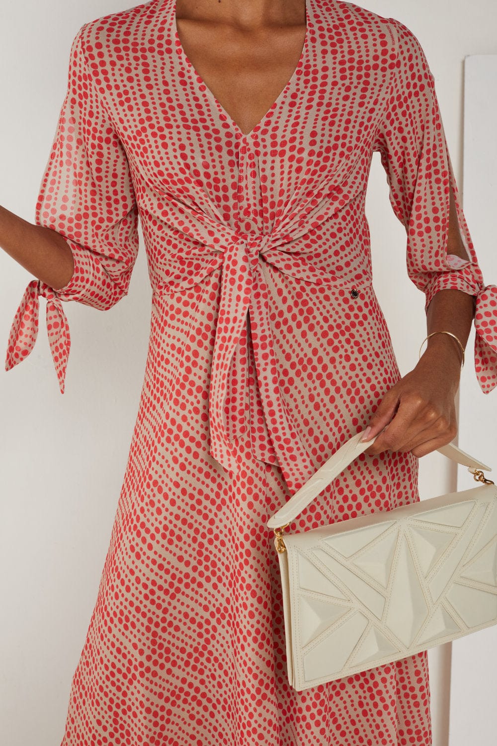 Cristina Barros - Vestido Midi Estampa Poá