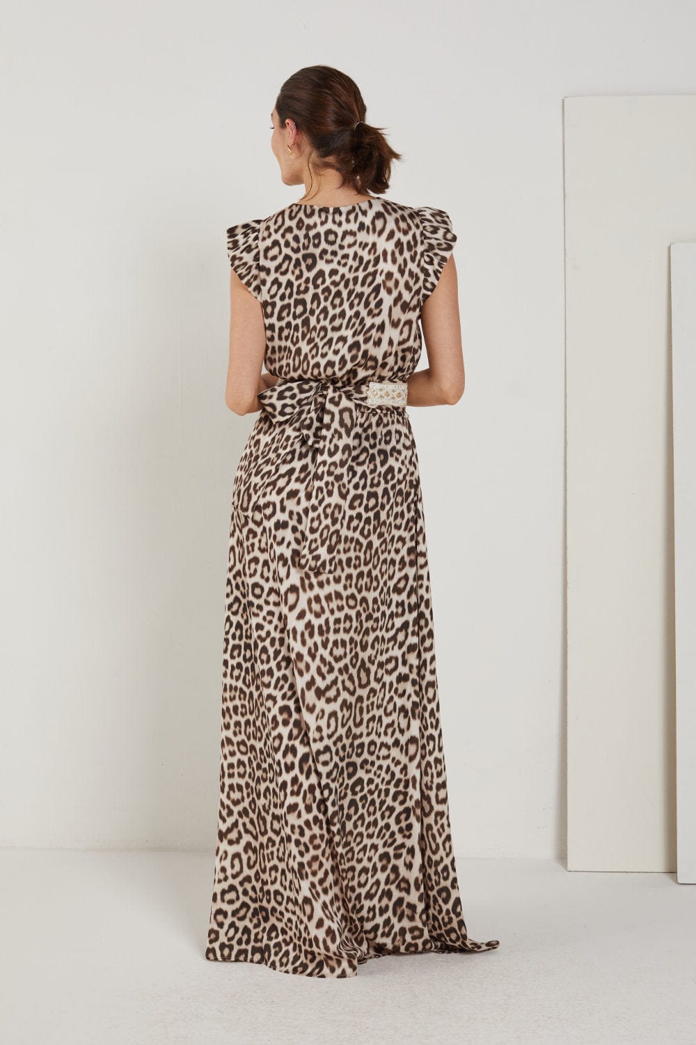 Access - Vestido Longo Envelope sem Mangas com Cinto Animal Print