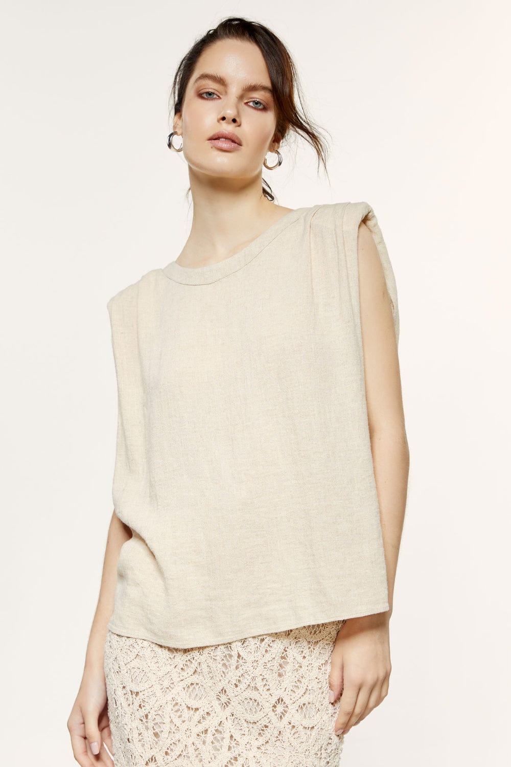 Eight - Blusa sem Manga Linho Muscle Tee