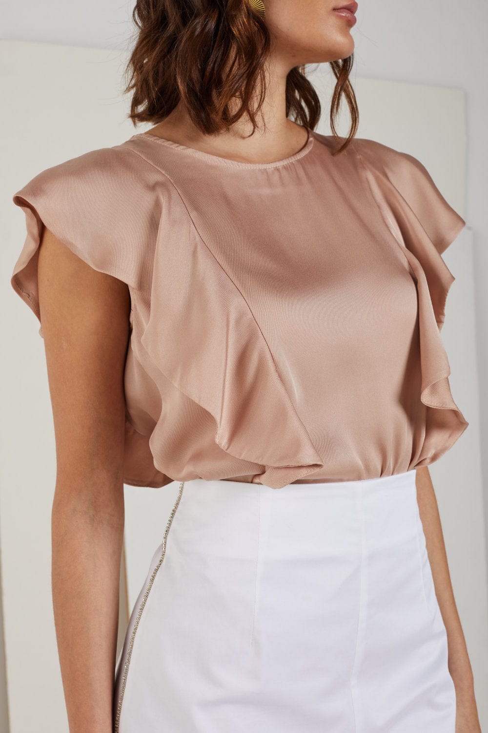 Vicolo - Blusa sem Manga com Babado Bege