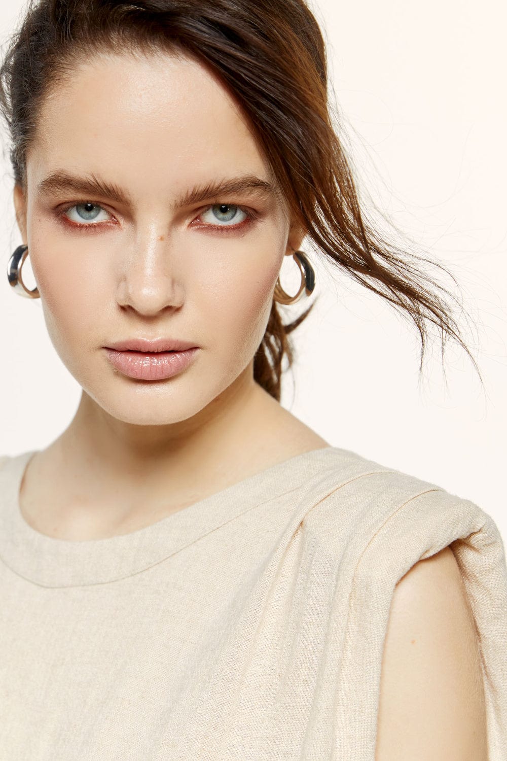 Eight - Blusa sem Manga Linho Muscle Tee