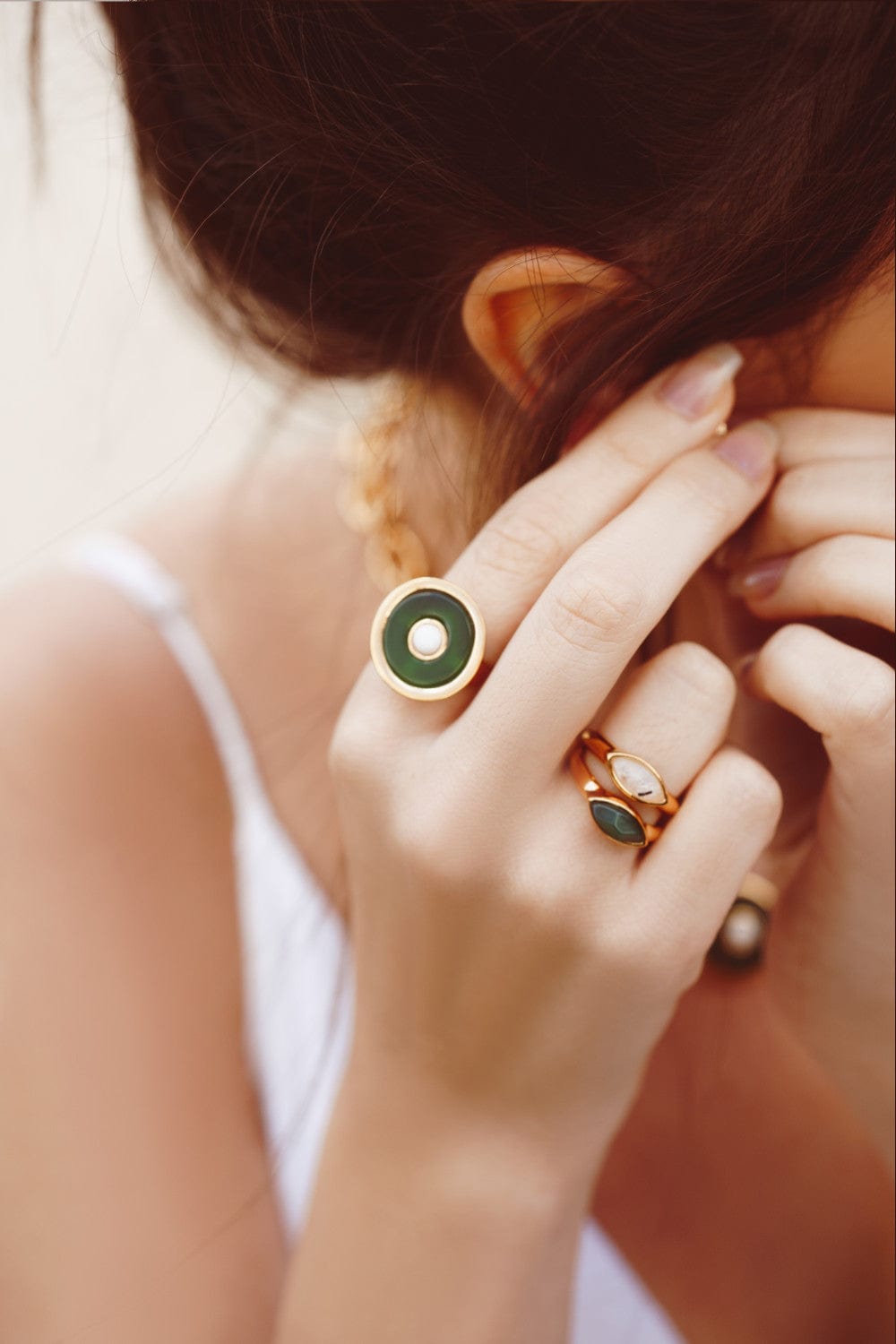 Aimer - Anel Iris Ágata Verde e Porcelana Banhada a Ouro 18k