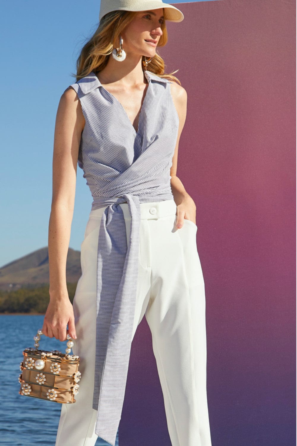 Romaria - Camisa Cropped Envelope Listrada