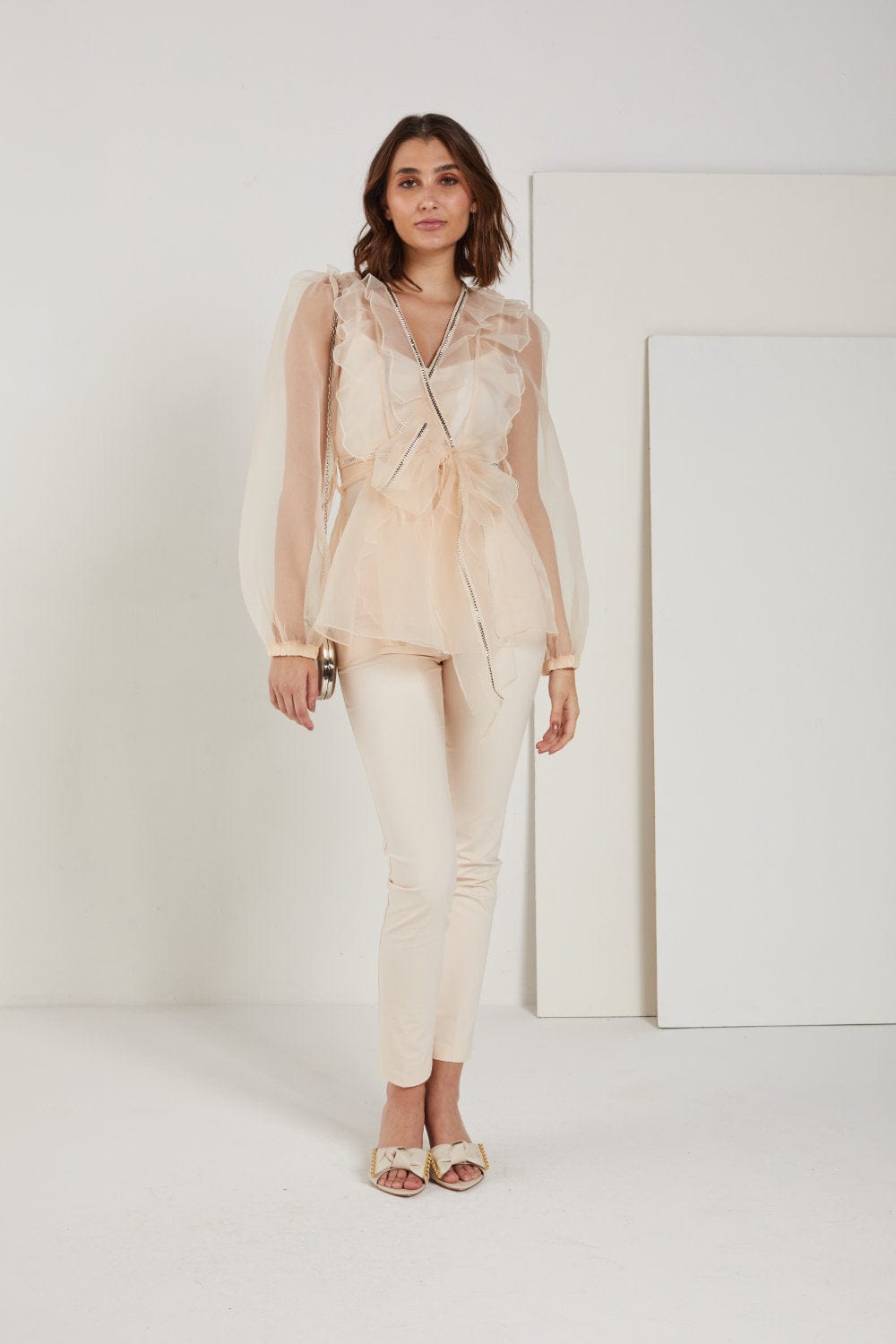 Mianotte - Camisa Manga Longa Envelope Organza com Babados Frontal