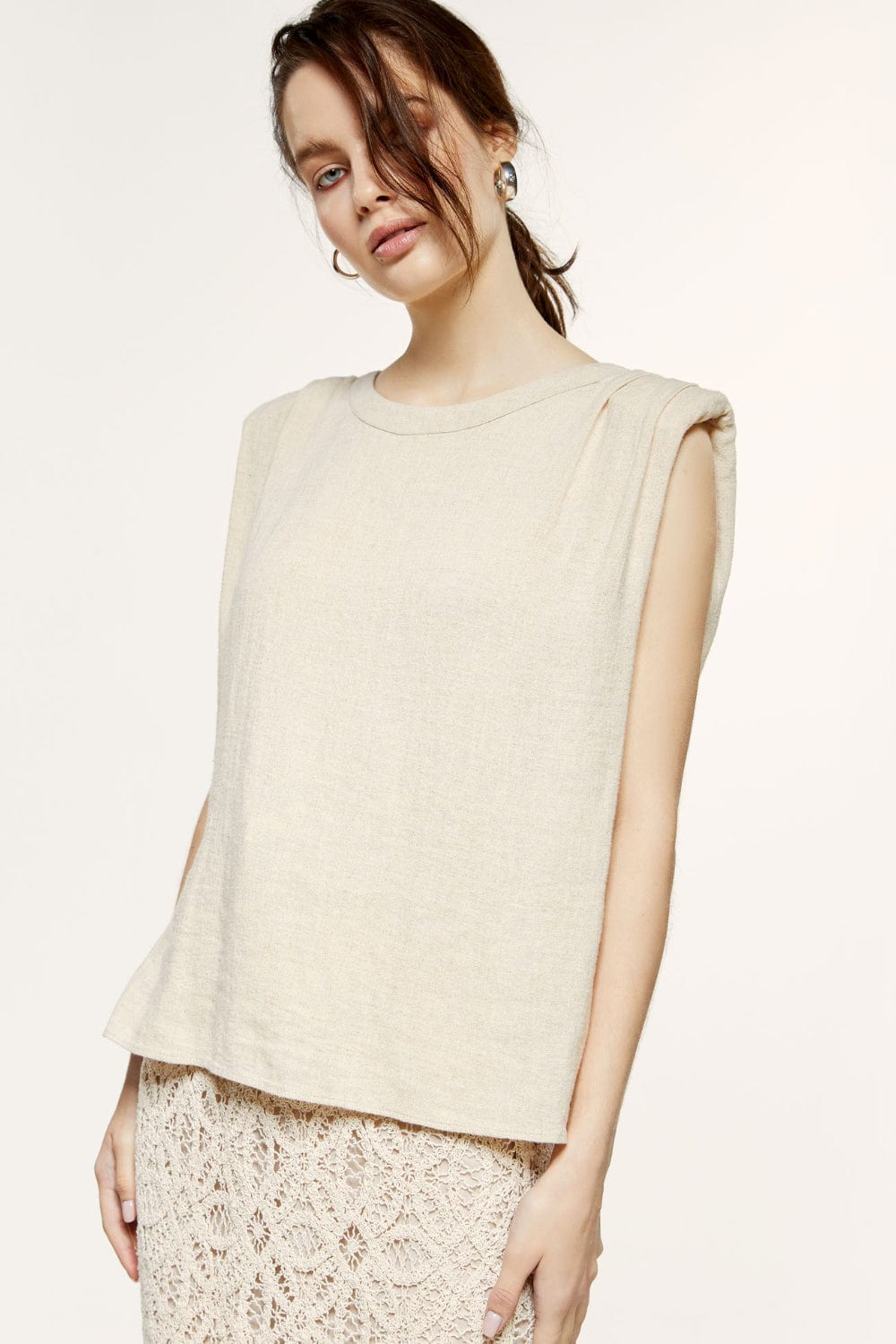 Eight - Blusa sem Manga Linho Muscle Tee