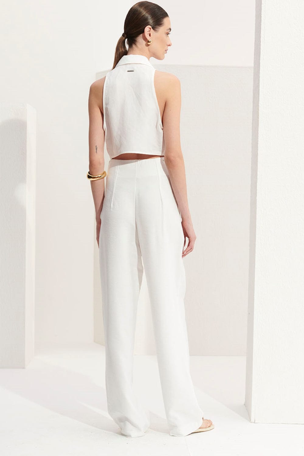 L'Cecci - Blusa Cropped sem Manga Viscolinho Off White