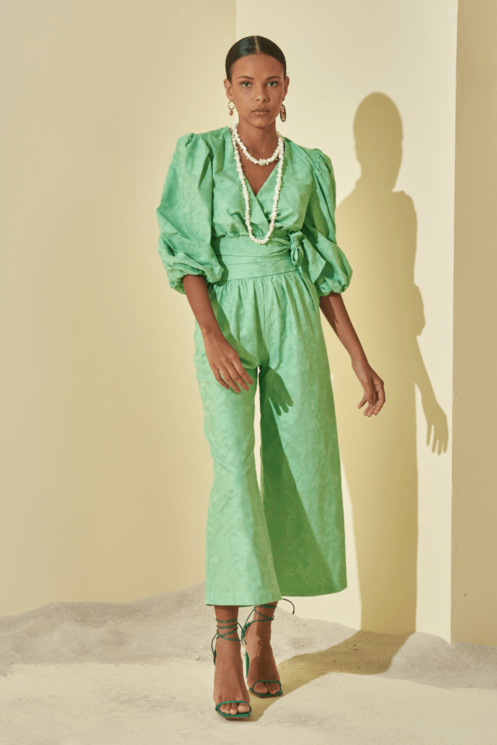 L'Cecci - Blusa Cropped Manga 3/4 Bordada Verde