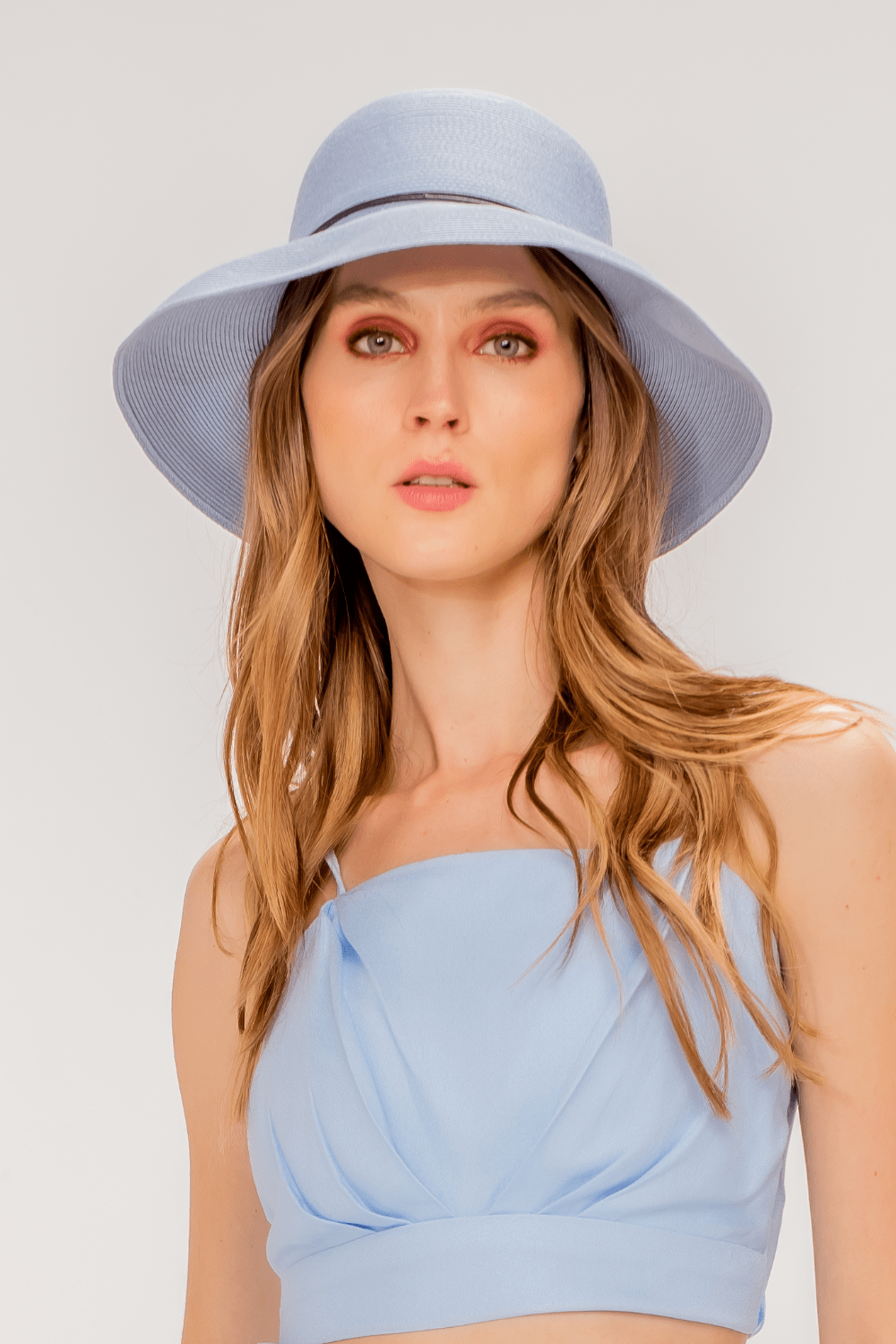 Bronté Amsterdam - Chapéu Anna Braid Azul Claro