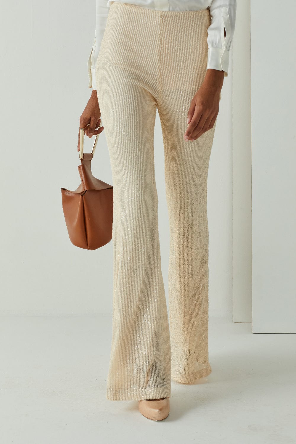 Mianotte - Calça Boot Cut em Paetês Bege