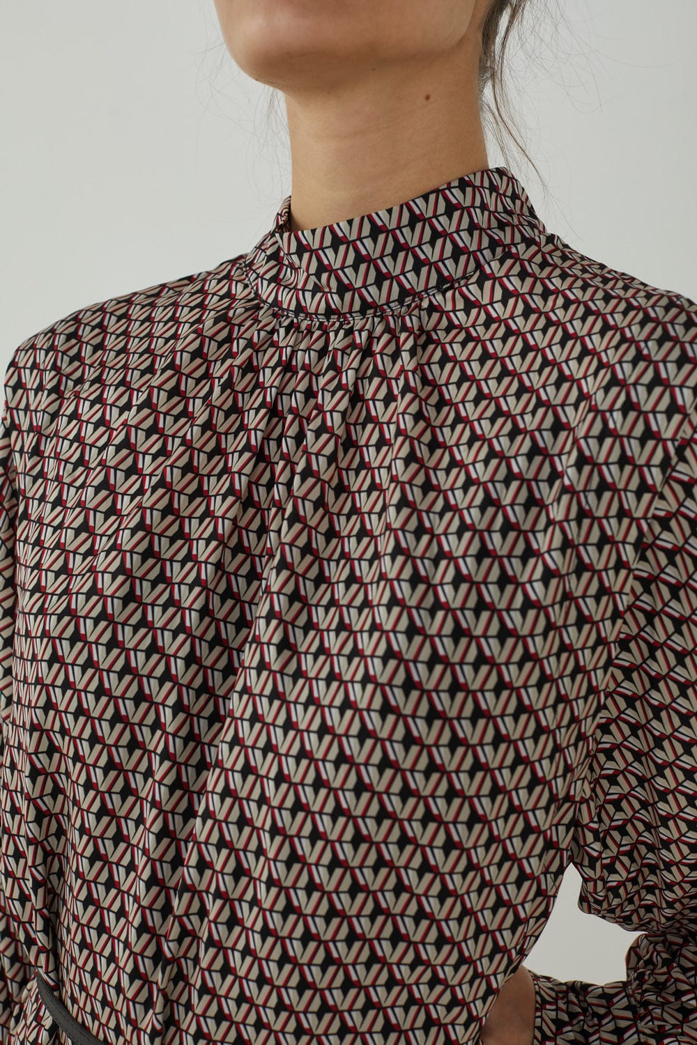 Access - Vestido Curto Manga Longa