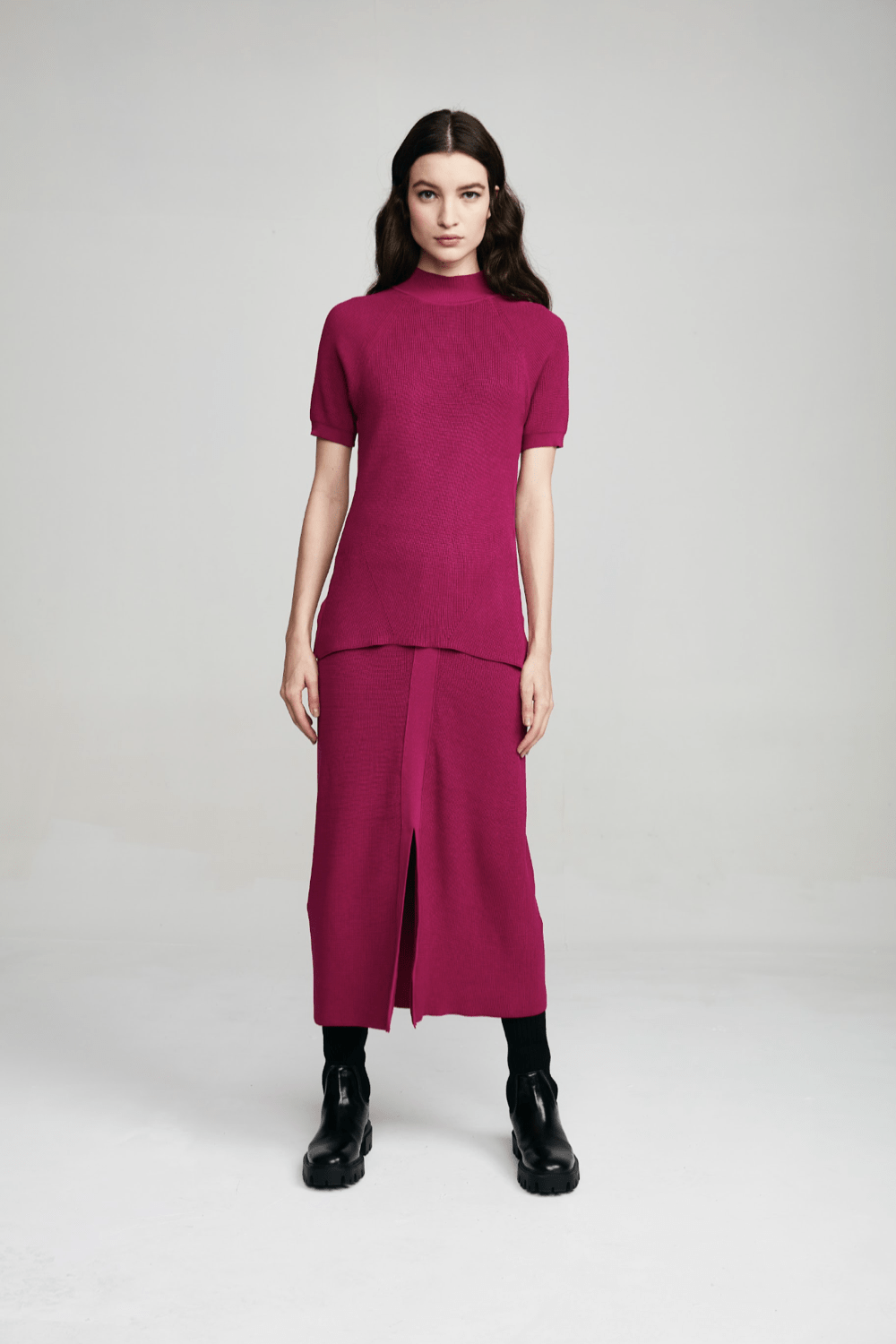 Viviane Furrier - Blusa Manga Curta Raglan Ponto Perola em Tricot