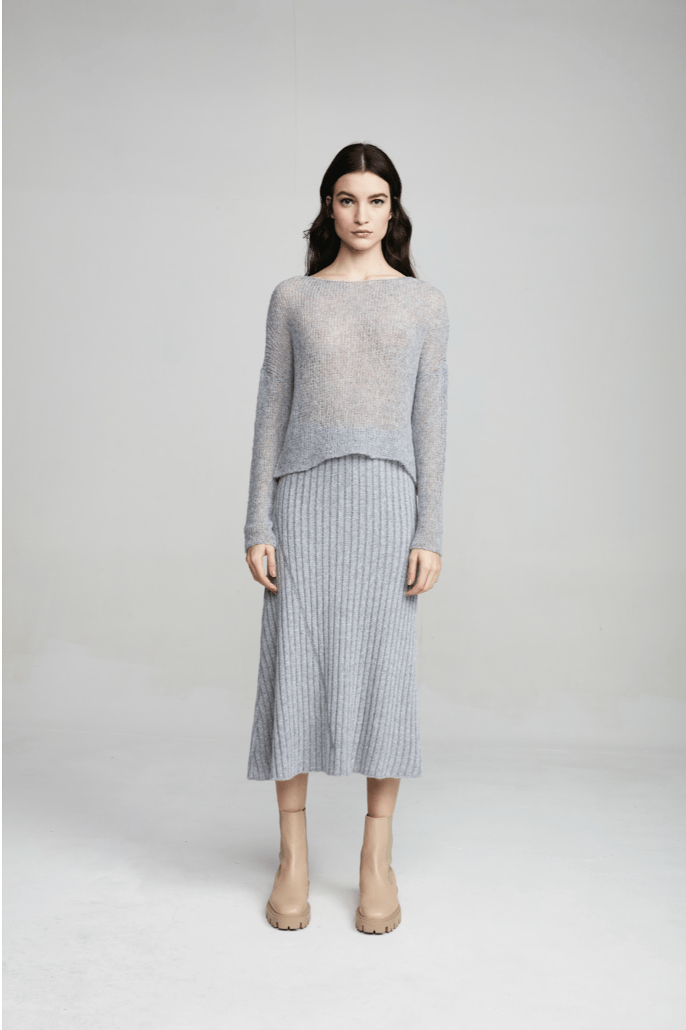 Viviane Furrier - Saia Midi Evasê em Tricot Maxi Canelados