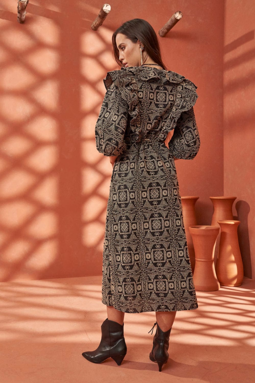 L'Cecci - Vestido Midi Manga 3/4 Bordado