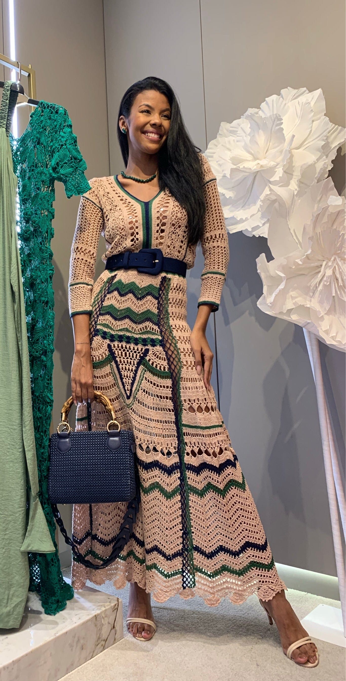 Club - Vestido Longo Manga Longa de Crochet