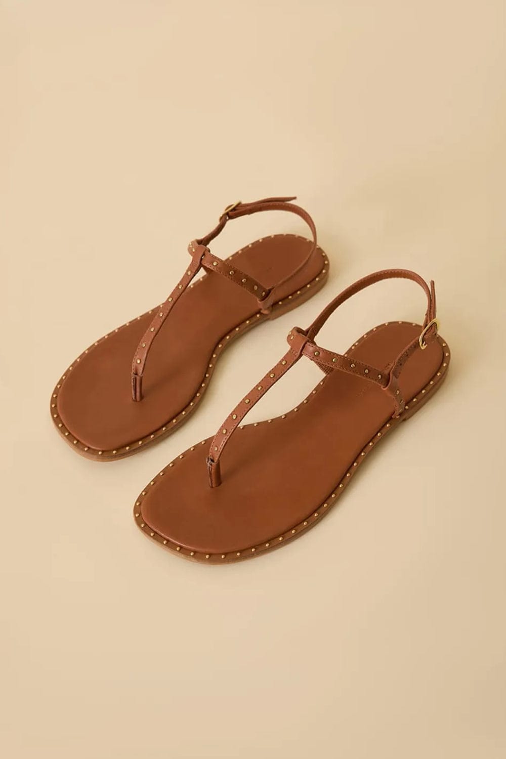 Lenny Niemeyer - Sandália Rasteira Couro Studs Caramelo