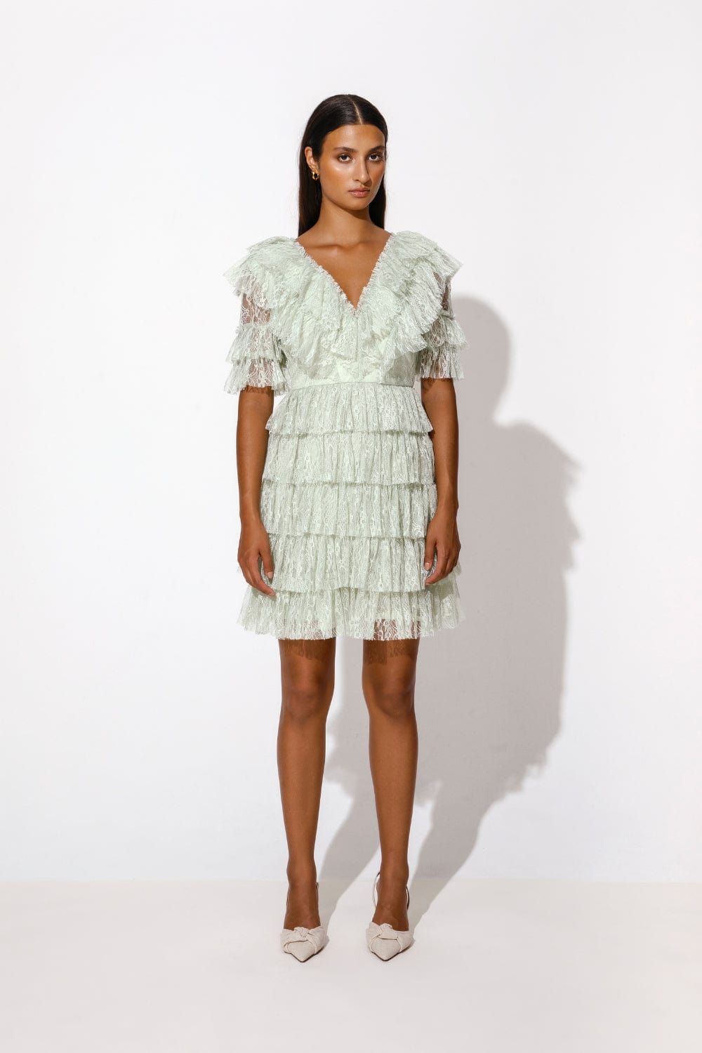 By Malina -  Vestido Curto Renda Sky Verde Claro