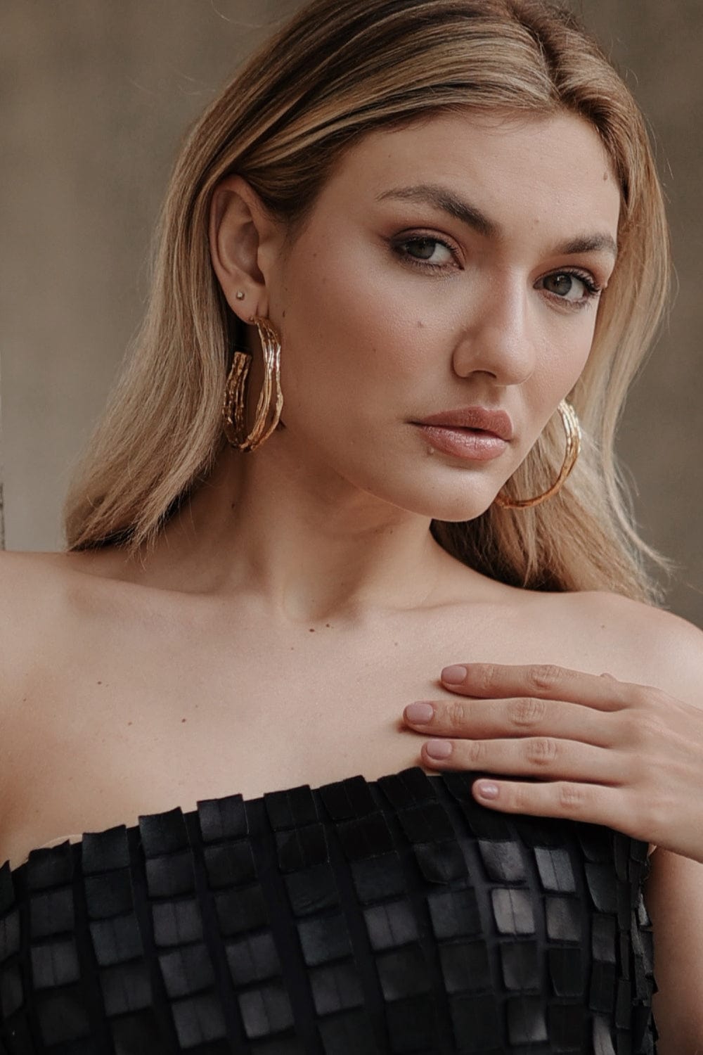 Verde Jóias - Brinco de Argola Raíz